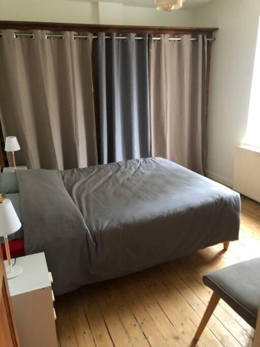 Aux Volets Bleus Ferienhaus *